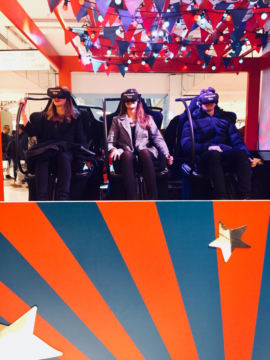 vikkiliogier's tweet photo. Fantastique rollercoaster en réalité virtuelle aux Galeries Lafayette à Paris! Á ne pas rater.. en plus c’est gratuit;) #SpectacularVR #VR https://t.co/BDatNQgmjw