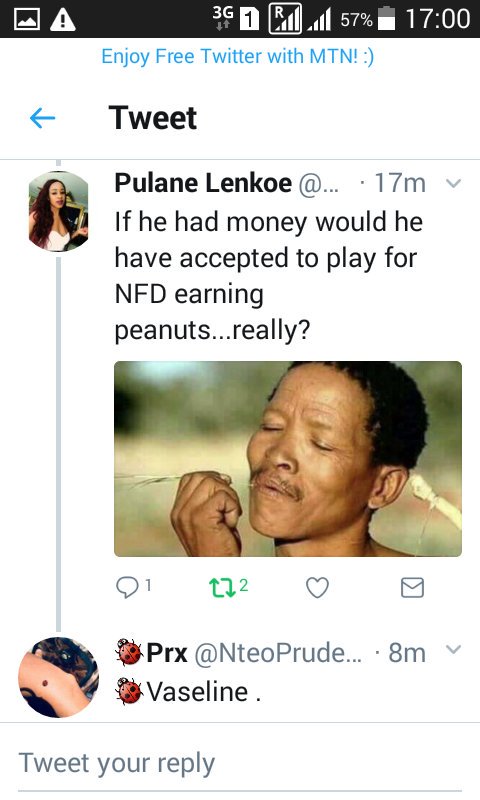 Since_The_90s's tweet photo. Damn 😨 Pulane Just Caught A Body #Mphela 🔫 https://t.co/GfWgsrWDx5