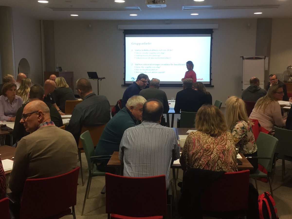 Deltar idag i diskussioner om framtidens kollektivtrafik och bussföraryrket med @FacketKommunal och Sveriges bussföretag. Debattviljan är stor! @K2centrum