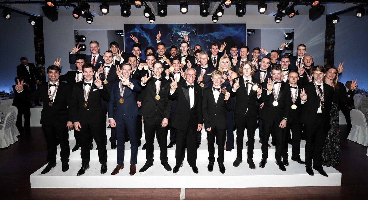 jonathanrea's tweet photo. What an amazing night last night to be in the same room as all these amazing Champions! #FIMAwards #jr3peat https://t.co/u7CacgA0vz https://t.co/BO47ez4dzt