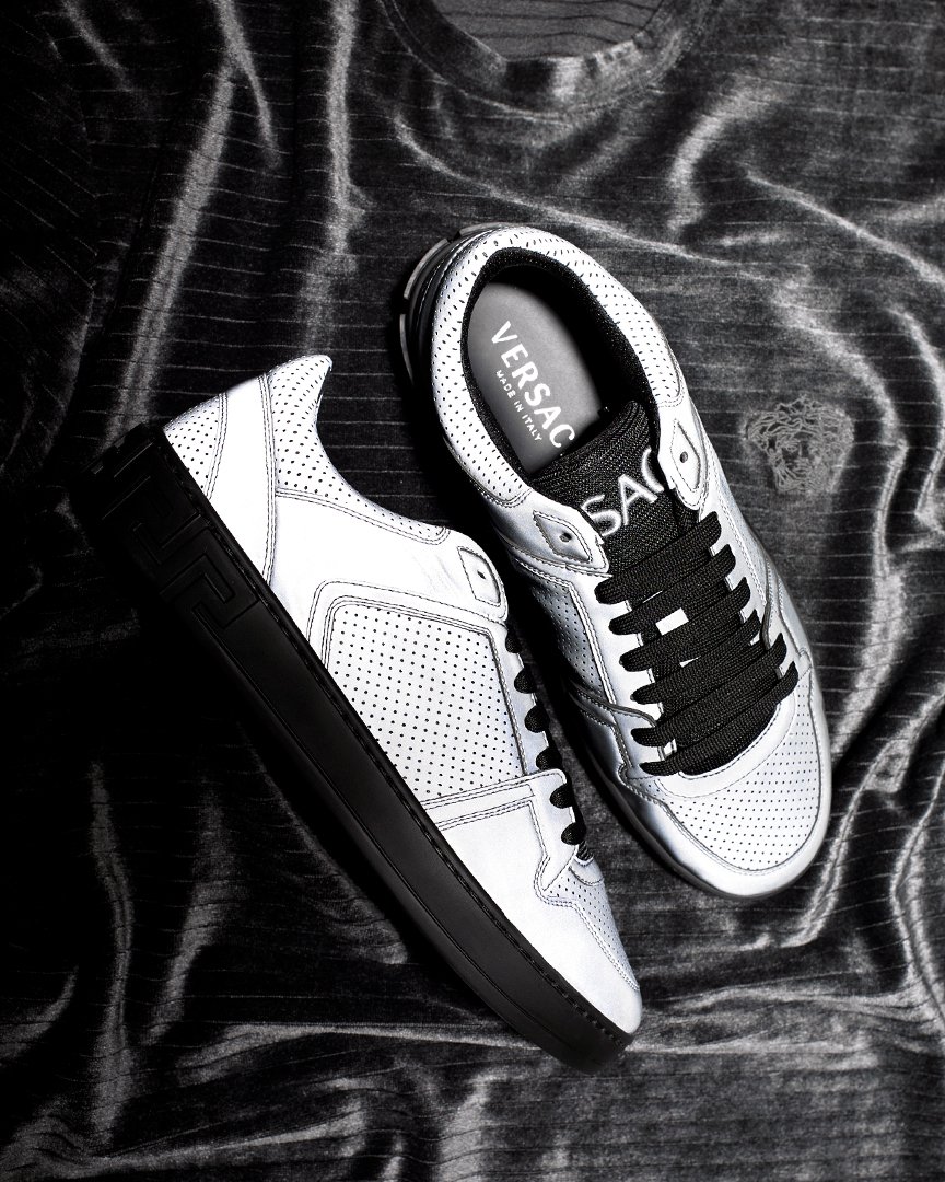 zoofashions's tweet photo. Versace Eros Reflective Grey Low Trainers
Shop in store & online at: https://t.co/S5OIS1L1Xl
#versace #versaceversace #versaceversaceversace #versacesneakers #versacetrainers #versacecool #versacelove #sneaker #sneakerlife #sneakerwatch #sneakerhead #sneakers #sneakerzone https://t.co/wyd9n24inq