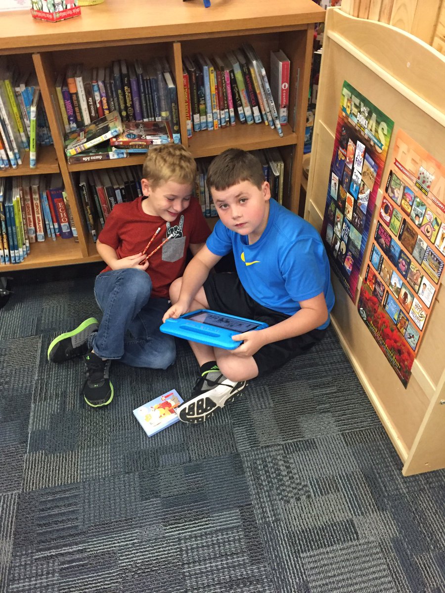 LibraryFord's tweet photo. Using our new IPads to learn about Celebrations Around the 🌎! @JBMcMullenedu @ElementaryFord #WeAreGISD https://t.co/VpOlY6itBE
