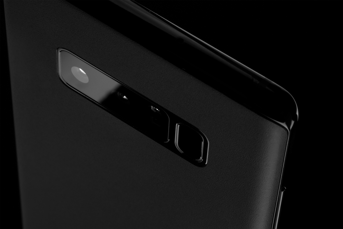 dbrand's tweet image. Note 8 or iPhone X?
