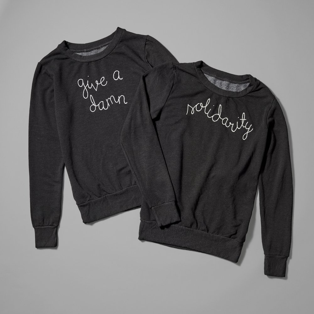 whitneymuseum's tweet image. Psst! Searching for a gift to impress the art lover in your life? Check the #WhitneyShop (free shipping $80 &amp;amp; up!). bit.ly/2hFFJOa