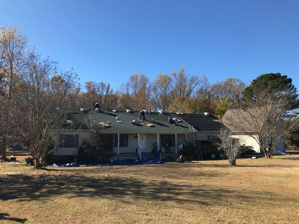 HerringRoof's tweet photo. Out with the old, in with the #Pristine Green. #LetsRoof #42 https://t.co/CSksxvO4p3