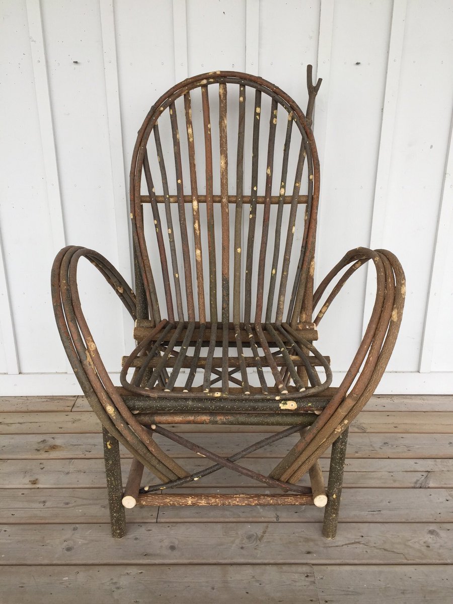 Reach4Rainbows's tweet photo. Come visit Reaching for Rainbows from 11:00 to 3:00, Thursday to Sunday, from December 1st to 17th at Books &amp; Company. Every time you donate, you get a chance to win this beautiful twig armchair. We’ll also have musicians to entertain you! https://t.co/boCRDebquT