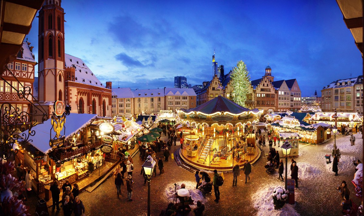 Spectacular #winter #holidays in #Europe are waiting – Fly with #Condor from #Seattle and #LasVegas to #Frankfurt #Germany to visit the beautiful #ChristmasMarket or with #ThomasCookAirlinesUK from #NewYork to #Manchester #xmas🎅💛 bit.ly/2iW6NLi