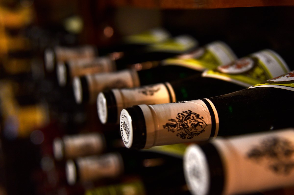 fletschhorn's tweet photo. Am 20.12. öffnen sich unsere Türen für Sie. 
Der Wein ist schon bereit!

#saasfee #Wallis #valais #schweiz #switzerland #wine https://t.co/bUqi5NE97L