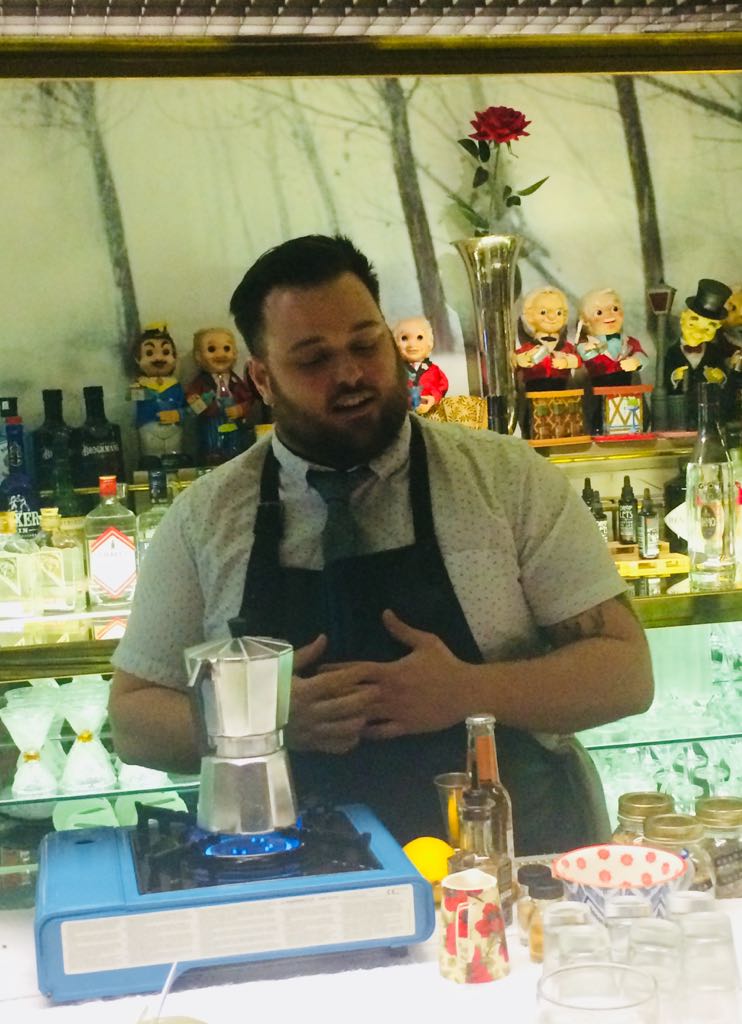 peterspanton_'s tweet photo. @DuckandWaffle @TheSavoyLondon @NatPhilo_bar @GoralMaster #mastersofmasters competition at the beautiful @DryMartiniJDLM in @MeliaWhiteHouse for something #beyondordinary https://t.co/ZPNSrP80bV