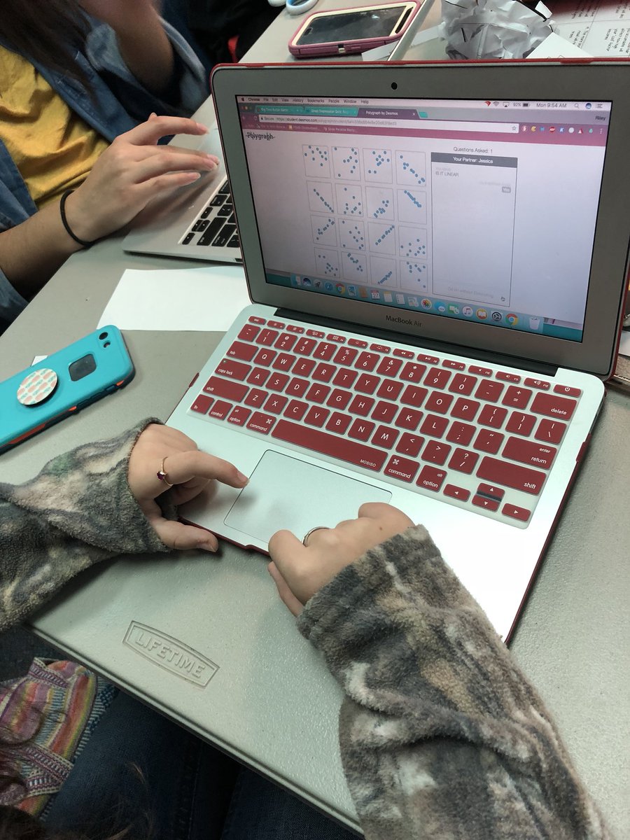 Wrights_room's tweet photo. @Desmos #polygraph #scatterplots #associations #mathwithtechnology @MisdProud @alicekeeler https://t.co/29ge3BSFD7