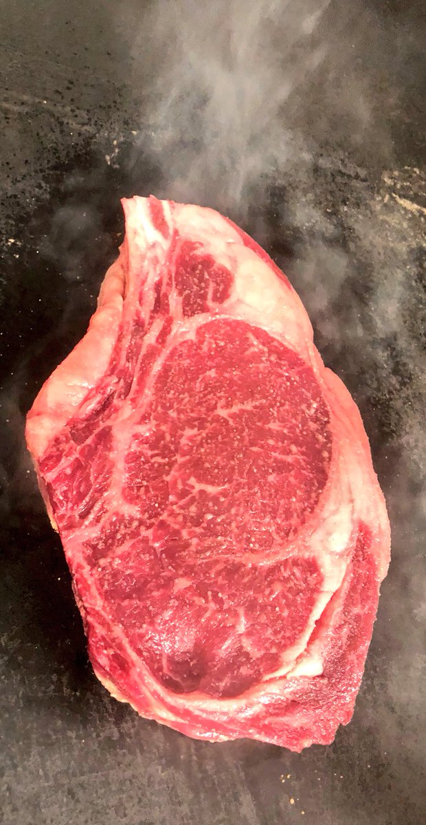 jamesroberts711's tweet photo. #smoking #usda #beef #ribeye #Bone in #steak This #NoWayNovember we are #SmashingIt on the #pictures and #movies #meatporn to view π #great #marble #TENDER and #flavoursome just how #meat should be #TimeAfterTime #Consistent let us be your #NumberOne #Catering #butcher π₯©π₯©ππ https://t.co/y5M5WNZAV4