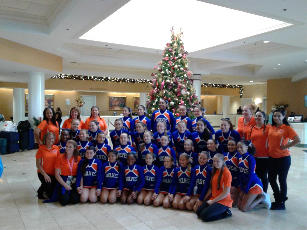 nicolejrennaker's tweet photo. OUR WVWolves JV Cheer team has a chance to become Back to Back National Champions! #popwarnerfootballandcheer #westvolusiawolves
#fundraising
#ESPNwideworldofsports
See their performance:
https://t.co/AbPMqpjjOz
If you are able to support:
https://t.co/dyDdyQfsuw https://t.co/bGhYpgup0q