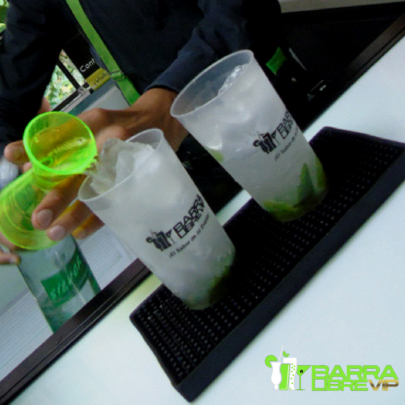 BarraLibreVIP's tweet photo. Se acerca diciembre así que actívate con unos buenos cócteles de #BarraLibreVip https://t.co/WXL8SONH5W