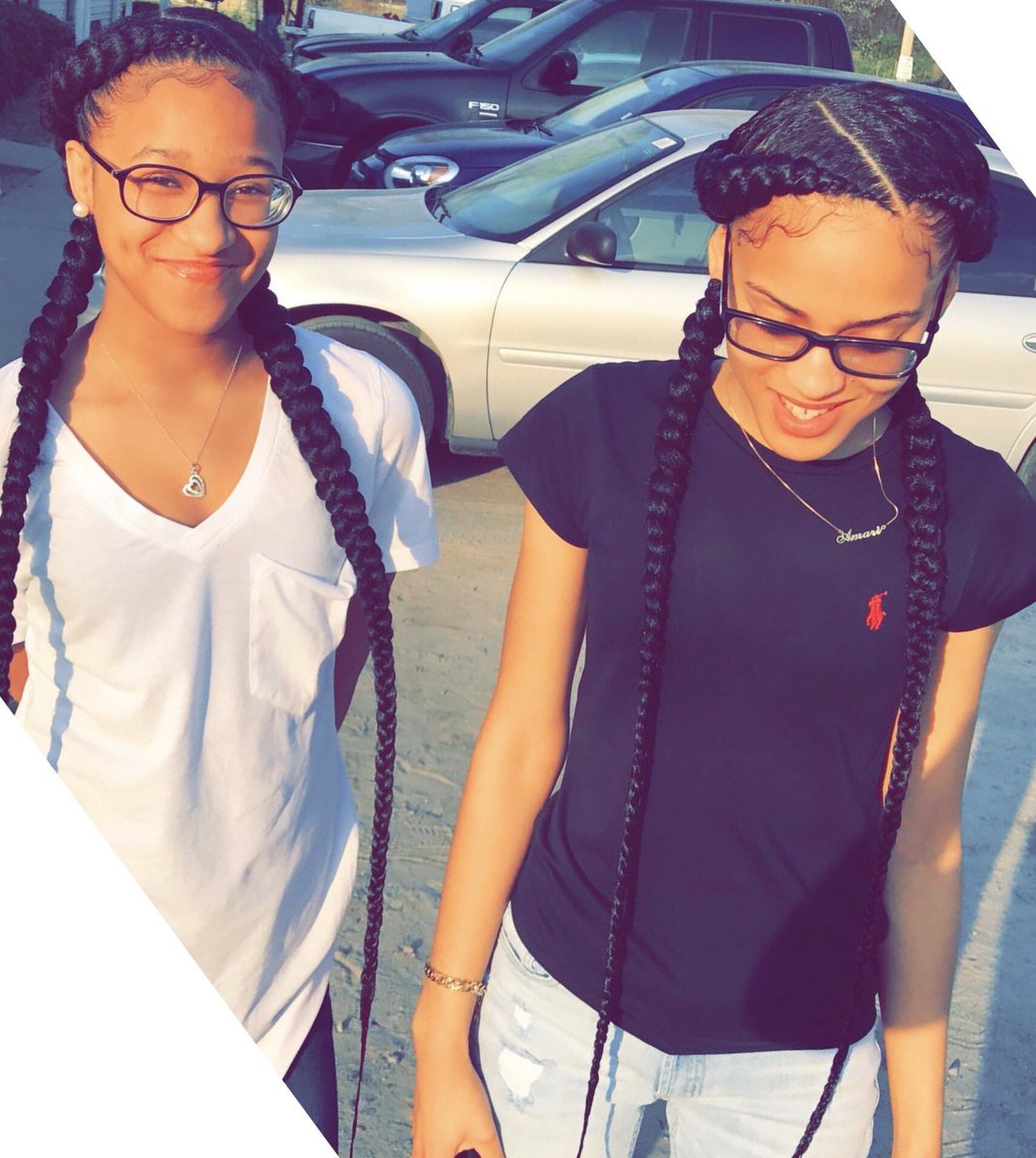 DariDior_'s tweet photo. My availability for the rest of the week (Saturday;3pm..Sunday; 10am & 5pm).. Pocahontas braids can be squeezed in easily💆🏾♀️ #EdgeSlayer https://t.co/LP0KR7TUOl