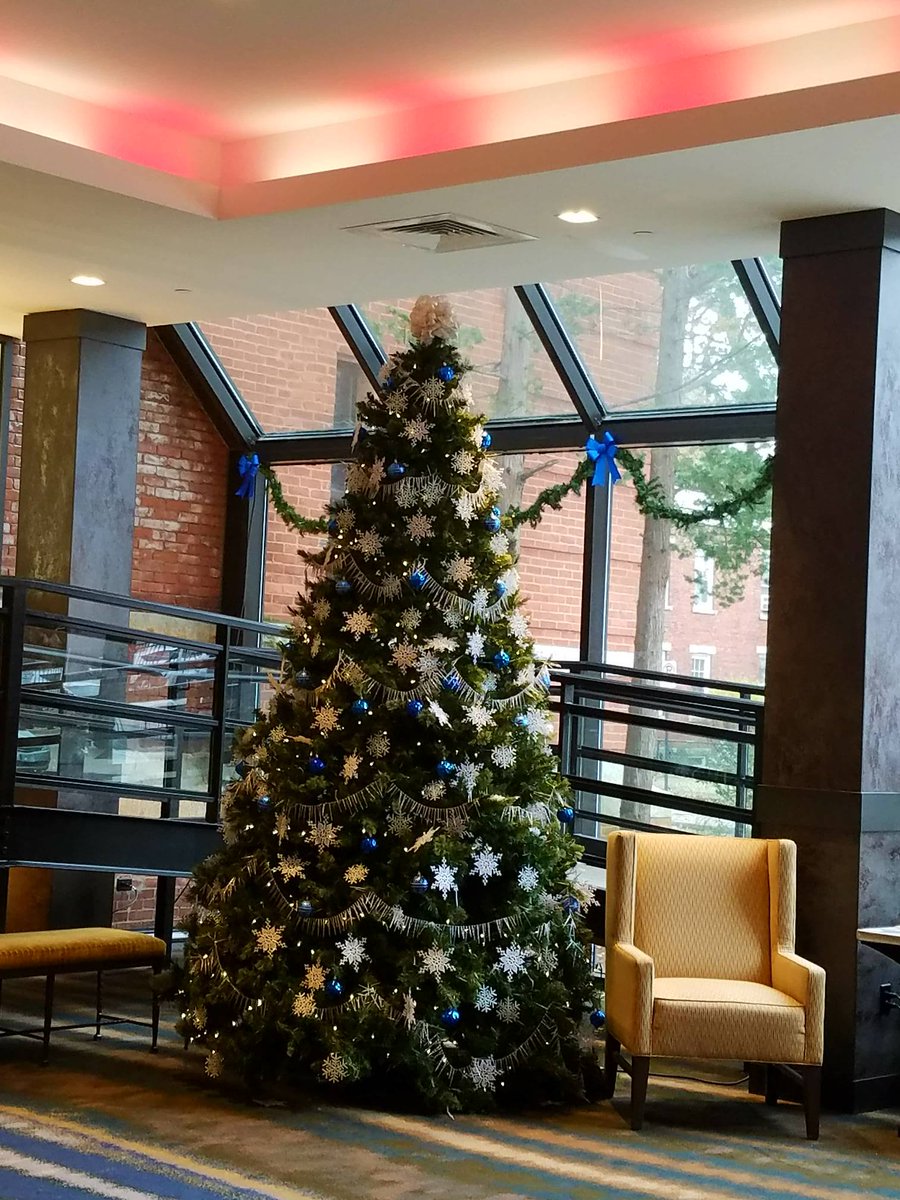 MrsDi's tweet photo. In a holiday mood at #nhcmtc - feeling festive and ready to learn! https://t.co/ksaAGF0cd9