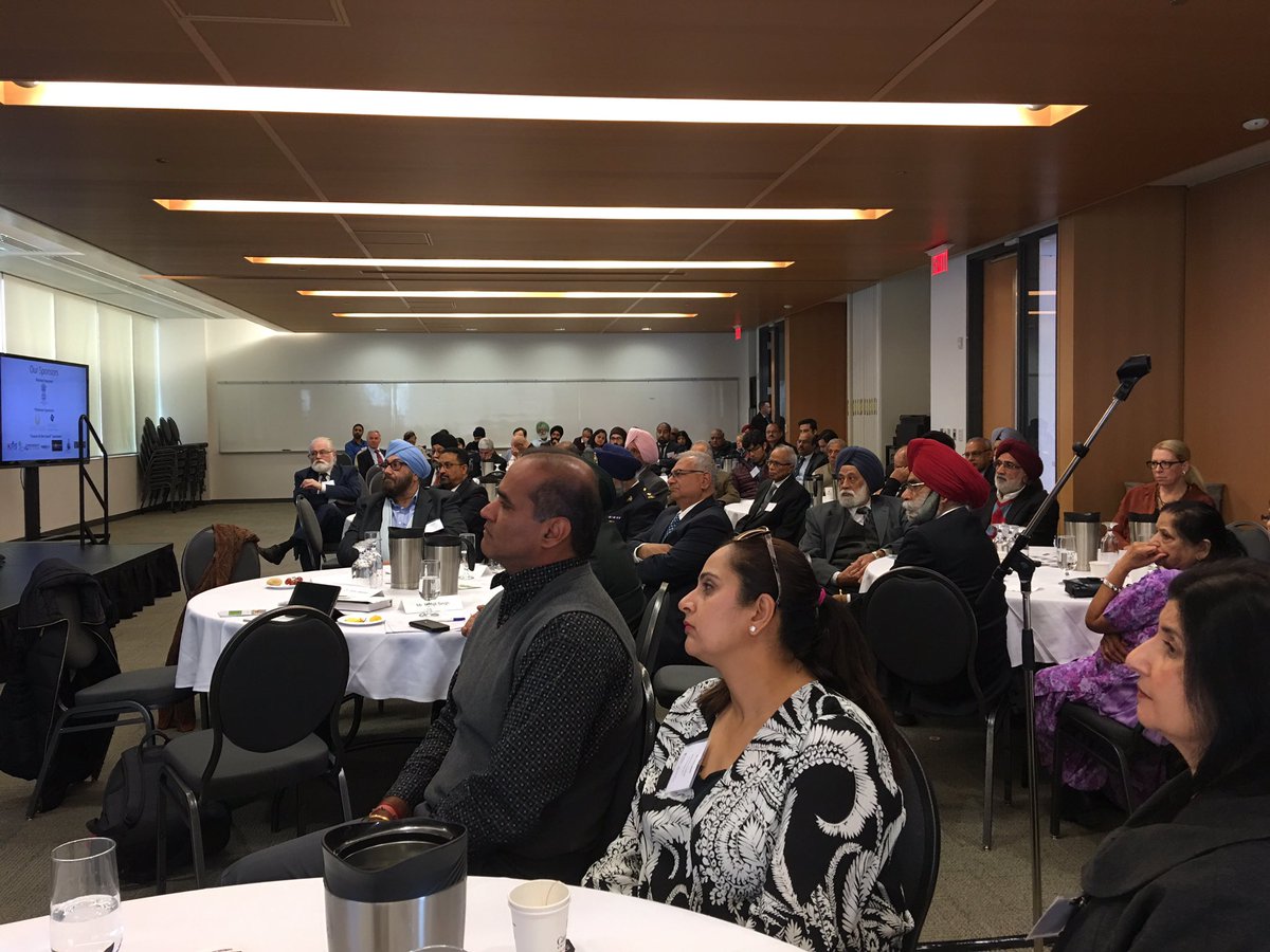 rajinca's tweet photo. @CanadaIndia_CA @Datawind Suneet Tuli delivers an inspiring keynote on Sikhism at @Carleton_U @ottawacity @JimWatsonOttawa @HCI_Ottawa  🙏 https://t.co/hqZ4d8T5Q7