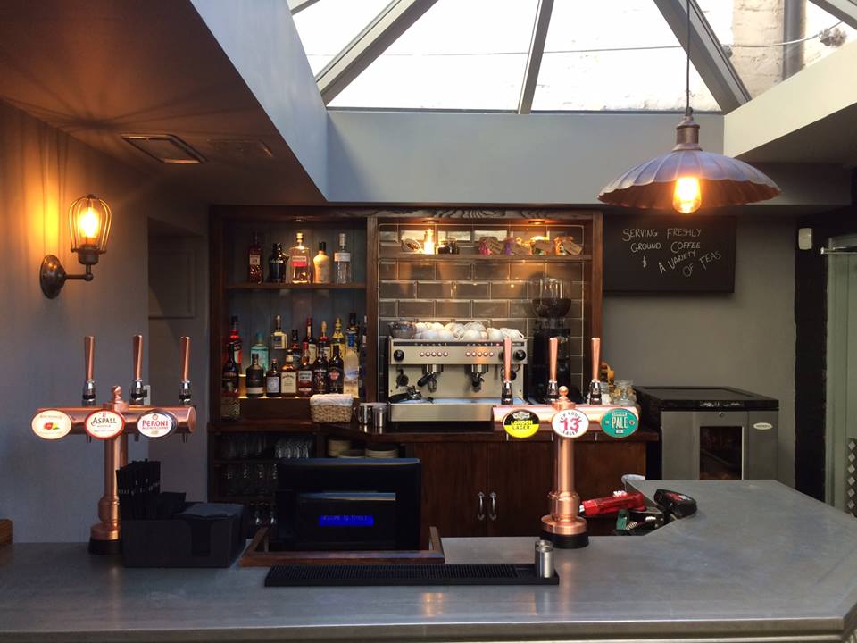 TivoliChelt's tweet photo. A few more pics of our new look? Go on then.. https://t.co/RYGyL0nRcc