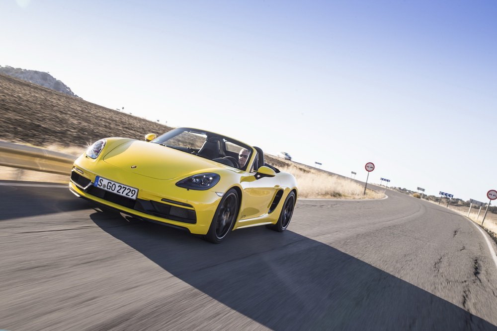 leaseav's tweet photo. Volop wereldprimeurs van Porsche op LA Auto Show. #Porsche #LAAutoShow 
https://t.co/Zr1GZJfuPJ https://t.co/3yhGfcCu0e