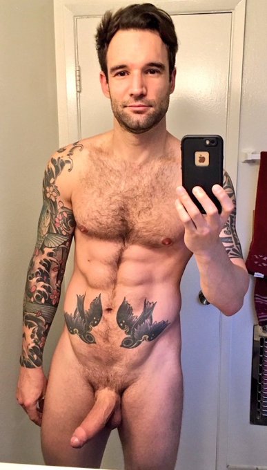 I wish @AlexLegendxXx was gay 😝 https://t.co/w9tFU1ksGp<a class="tags" href="/tag/alexlegendxxx">@alexlegendxxx</a><a href="/tag/gympic"class="tags"><span>#gympic</span></a>