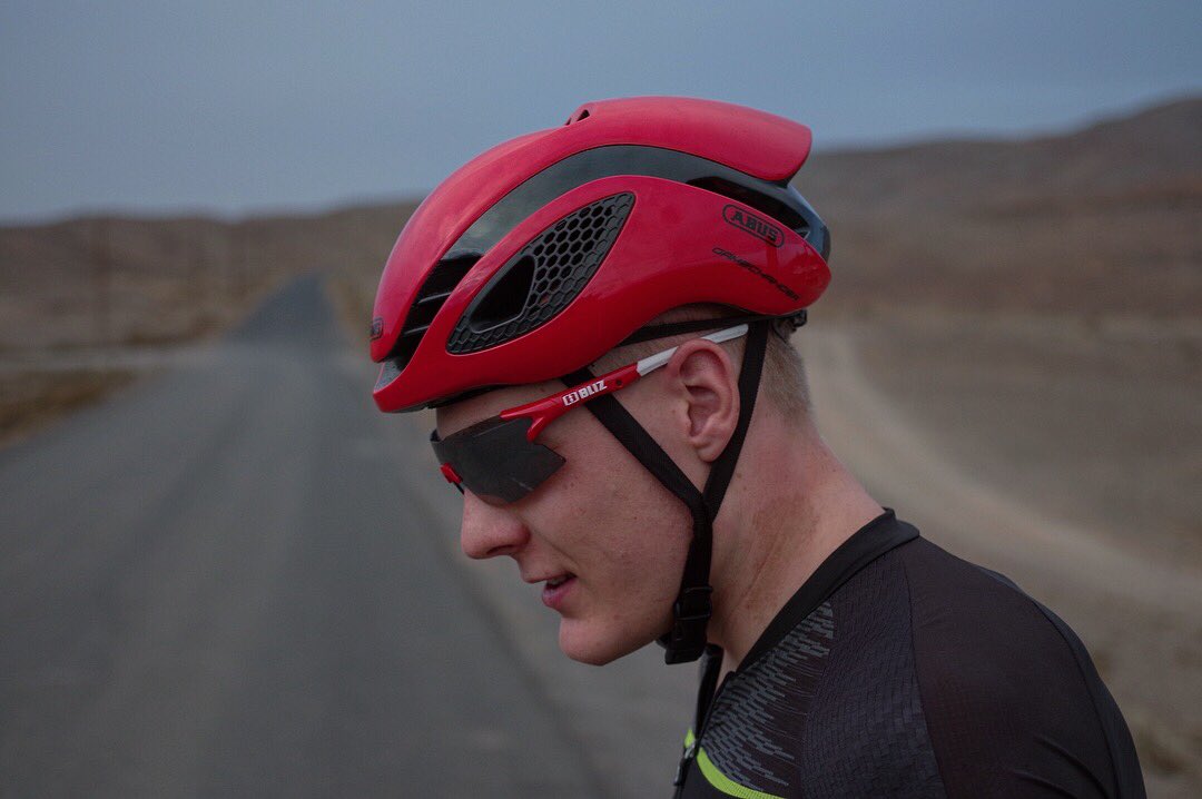 MortenTri's tweet photo. The Game has Changed! #abushelmet #gamechanger #blizeyewear #teambliz https://t.co/lXhy2chv7b