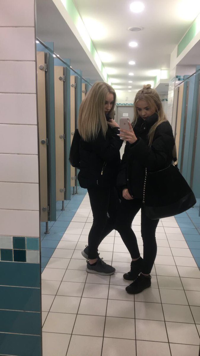 jxdereeder's tweet photo. appreciation tweet 2 my gals🥂💖 https://t.co/d4XgKec8jO