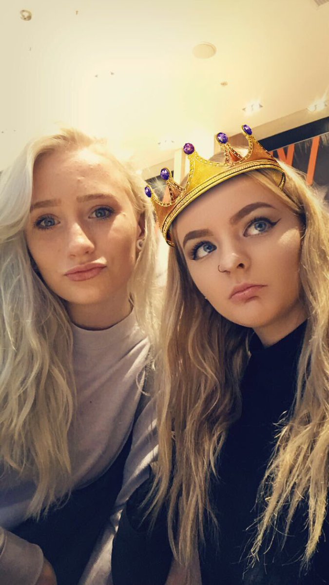 jxdereeder's tweet photo. appreciation tweet 2 my gals🥂💖 https://t.co/d4XgKec8jO
