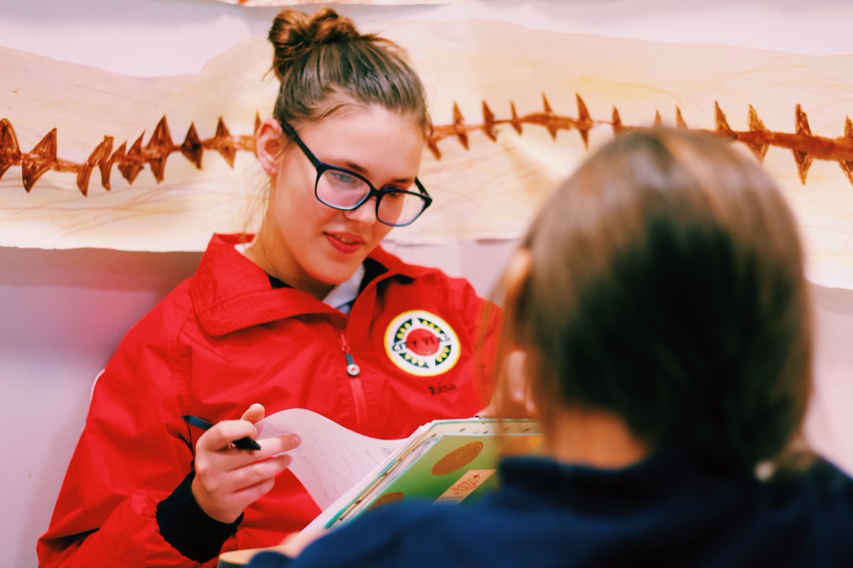 CityYearTulsa's tweet photo. Please join us tomorrow, #GivingTuesday, and help support our incredible @AmeriCorps members who this year, are helping over 5,000 elementary, middle and high school students realize that graduation is possible. You can help #makebetterhappen https://t.co/Upv1g0Bw0K