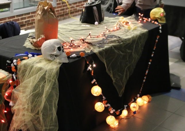 WHSGrassBurr's tweet photo. Extra Extra Read All About It!!  "StuCo's Phenomenal Fall Festival" written by GrassBurr Editor-in-Chief Jade Hebbert and featuring @roostuco !!
https://t.co/CdblLdUIGH https://t.co/uDSyeQGhsU