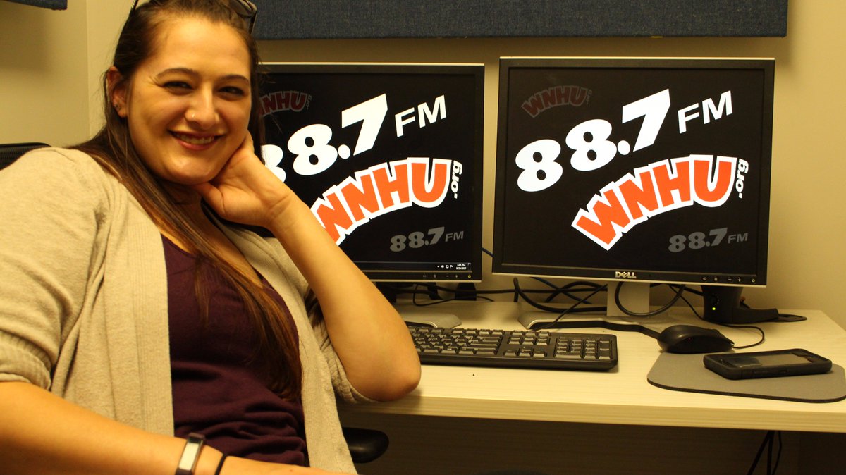 88.7 WNHU tweet media