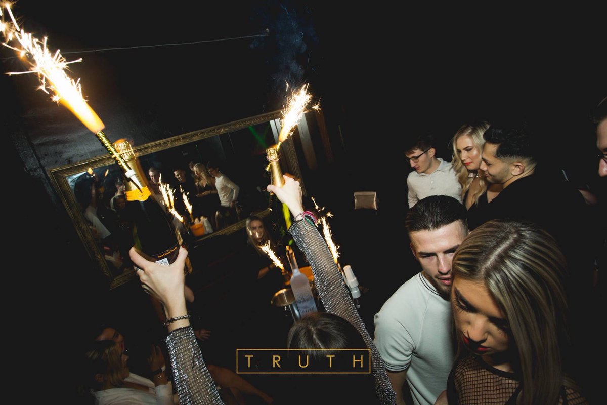 auleicester's tweet photo. TRUTH SATURDAY’S THREW ANOTHER HUGE PARTY LAST WEEKEND WITH A SPECIAL GUEST SPOT FROM CHARLIE SLOTH!! 

THANKYOU TO ALL THE CRAZY, YET BEAUTIFUL PEOPLE THAT JOINED US! 💃🏼🙌🏼🎊 PHOTO’S NOW ON OUR FB PAGE! #TRUTHSATURDAYS https://t.co/CEi1dYguf1