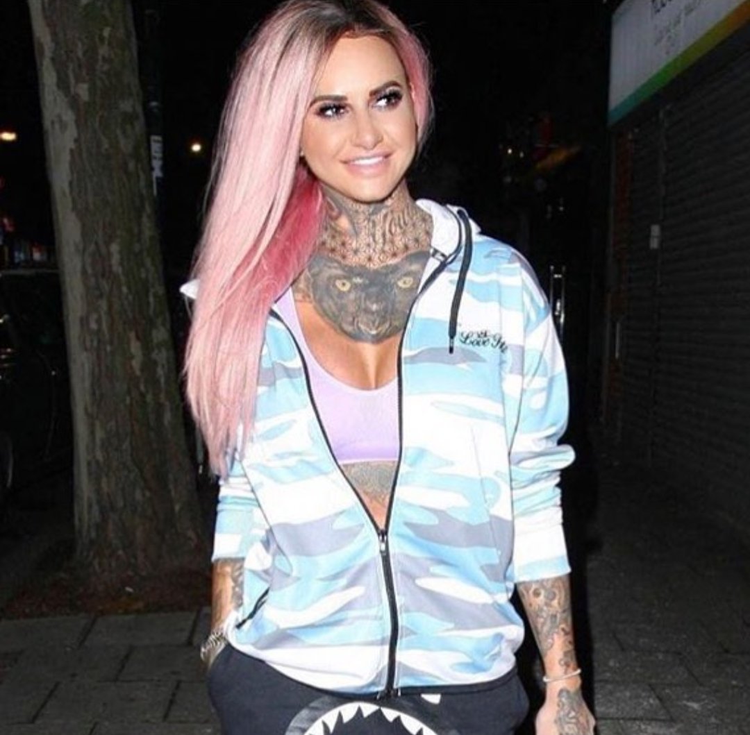 OUR NEW ARTIC ZIPPER 
great night at @EssexHouse152 in aid of skin cancer awareness with <a href="/waynelineker/">Wayne Lineker</a> <a href="/CalumBest/">Calum Best Official</a> @jem_lucy <a href="/SamReece/">Sam Reece</a> #essex #glasgow #love-hate👈 #christmasiscoming#gifts#