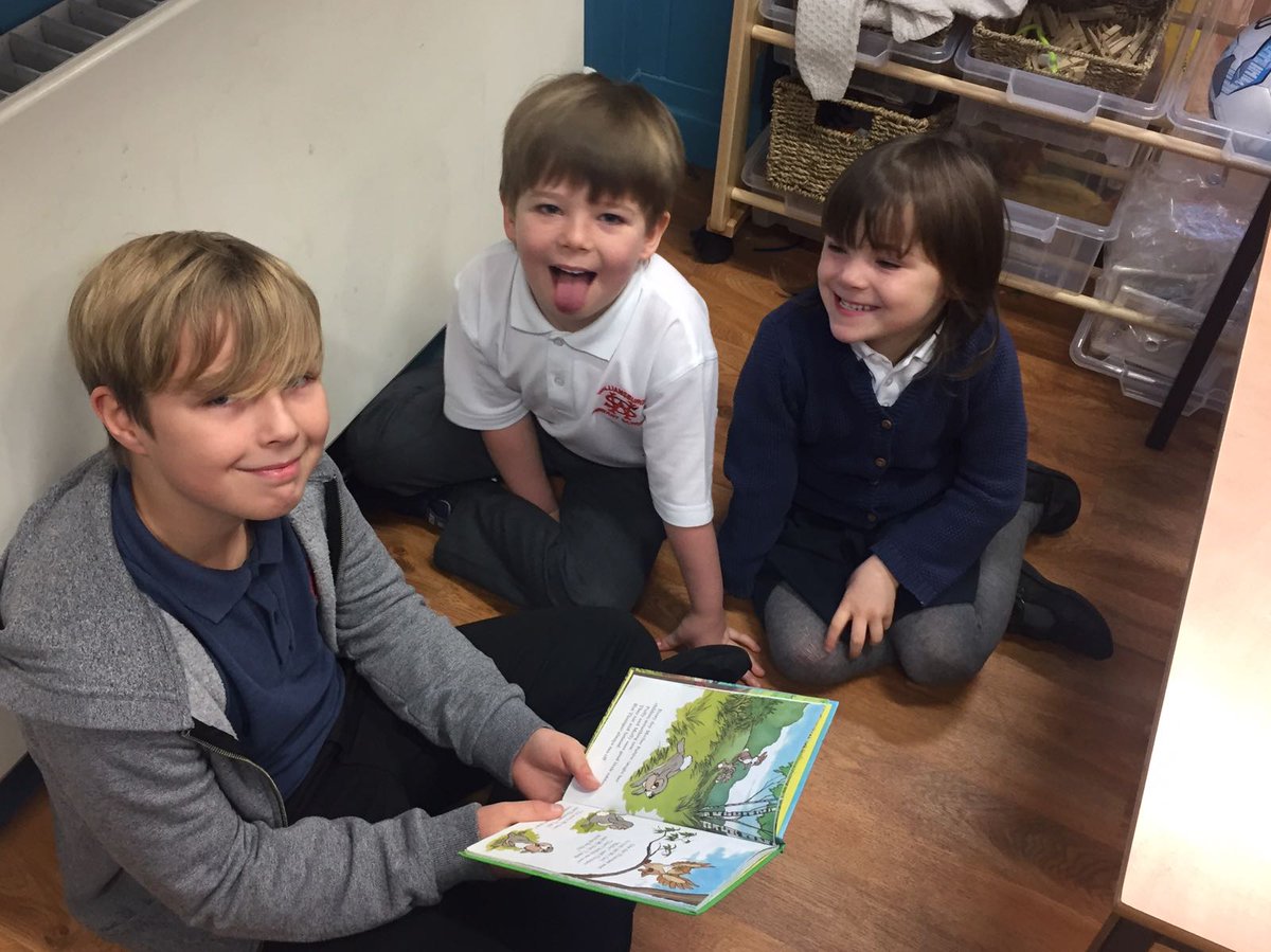 WBurghPrimary's tweet photo. Today there was lots of Paired Reading happening... here are some of the P7s reading with their First Friends. #BookWeekScot #WillybugReads https://t.co/tG9tEnw3E8