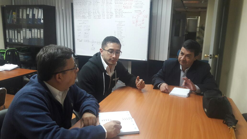 Coordinación Zonal 9 en reunión con funcionarios de <a href="/ElectricaQuito/">Empresa Eléctrica Quito</a> para de trabajar en procesos de incidencia en materia de servicios públicos #Quito