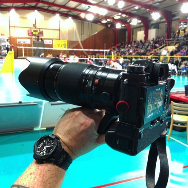 reyosmot's tweet photo. Nové sklo v akci, jsem nadšený. Skvěle kreslí a má vynikající stabilizaci. #Fujifilm #Fujinon50140 F2,8R #Video #VideoMaking #Volejbal #ChilliProduction #ChilliMan #NasePraceNasBavi #PhotoLife #iLovePhoto #iLoveFujiFilm https://t.co/y0qTPDQEnu https://t.co/2HBOJa1TEq