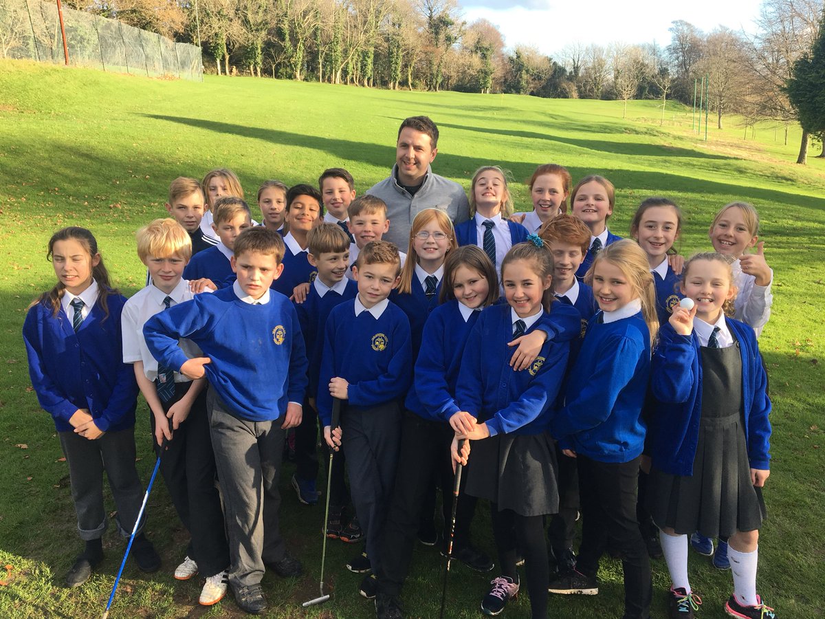 yfpsyr3's tweet photo. @yfpsyr6 #yfpssport y6 golf at Elfordleigh https://t.co/cSeuE26lwu