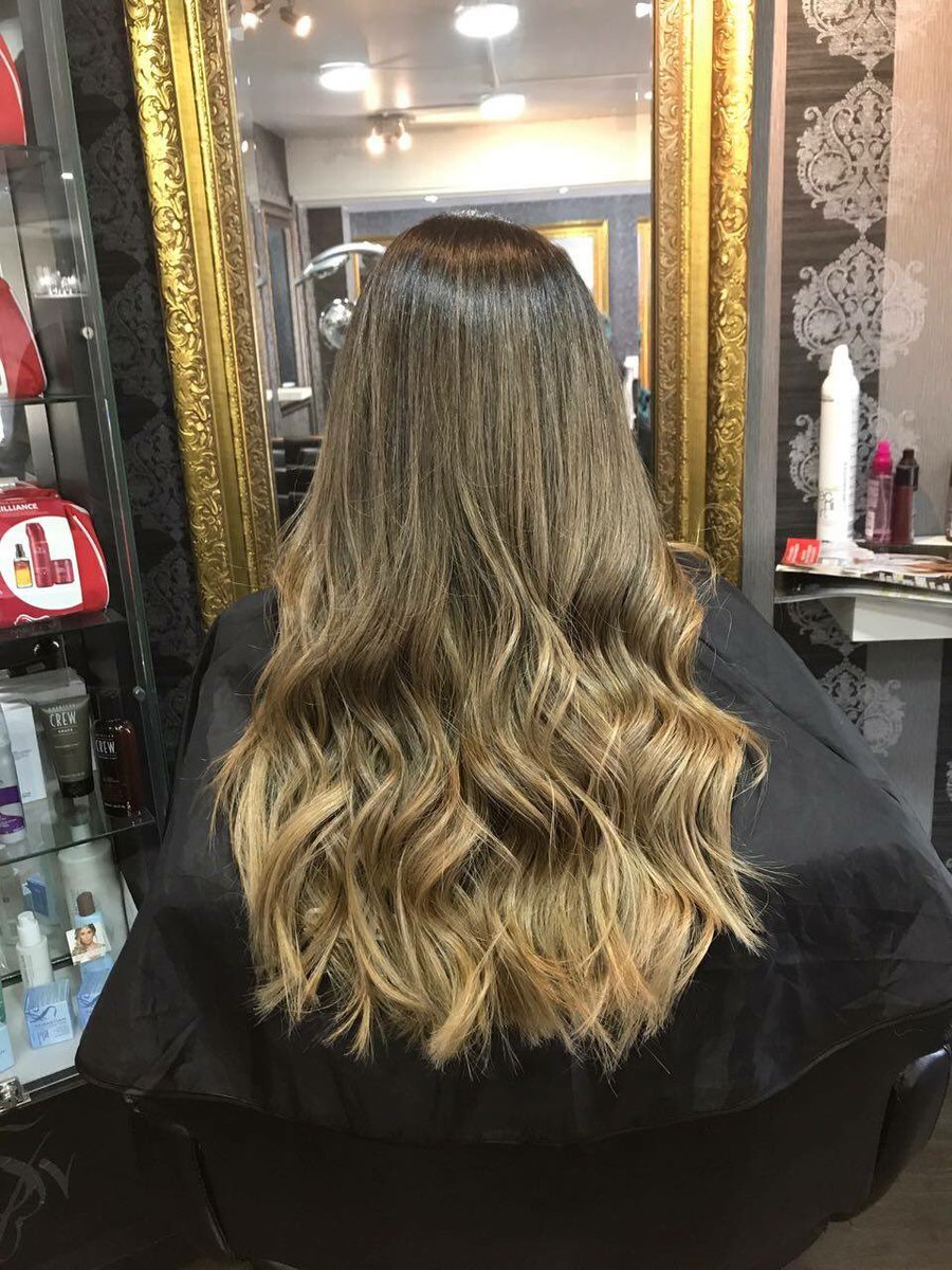 Alfredo_Pel's tweet photo. Degradado Ombre en Alfredo Peluquerías. 

Para reservas:
-Rengo 90: 412936822
-Lomas de San Andrés: 412738515
-Chacabuco 689: 412464564
#Ombre #hairstyle #haircolor #hair #hairdresser #Peluquería 
#AlfredoNoPara 
https://t.co/rGwgC6fFAN https://t.co/y4MHjGWTSh