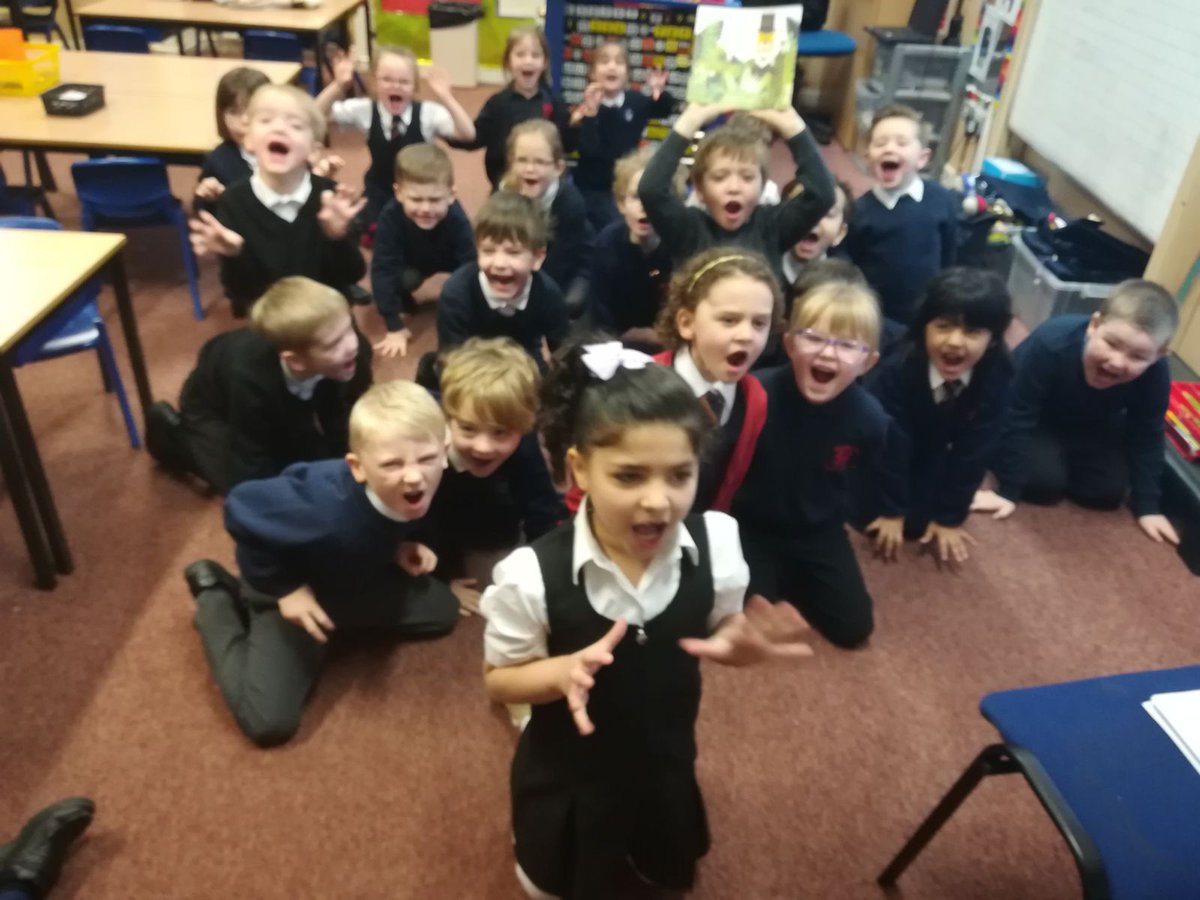 WBurghPrimary's tweet photo. Mr Tiger Goes Wild @itspeterbrown inspired these fantastic pieces of art from Primary 2. #ReadWriteCount #BookWeekScot #WillybugsReads They also tried to roar like a tiger! https://t.co/c3PKQ4R4Uq