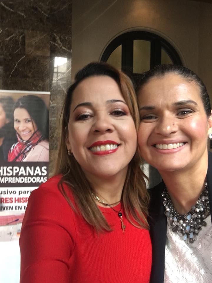 DrIsaura's tweet photo. Seminario para Hispanas Emprendedoras en Amsterdam #SHE2017 https://t.co/vT7mw81gJh