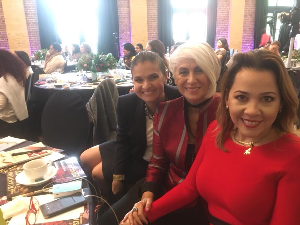 DrIsaura's tweet photo. Seminario para Hispanas Emprendedoras en Amsterdam #SHE2017 https://t.co/vT7mw81gJh