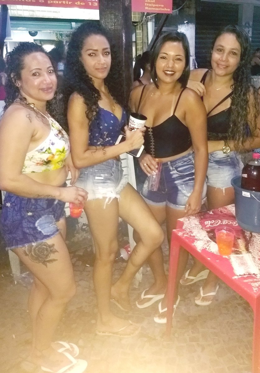 MalltaUires's tweet photo. Um Quarteto Desses 😂😂😂
Dee Ontem ... #Pagodee 🎶
As Aliadaas 👌
🍺🍺🍺 https://t.co/bKs8bNYNFX