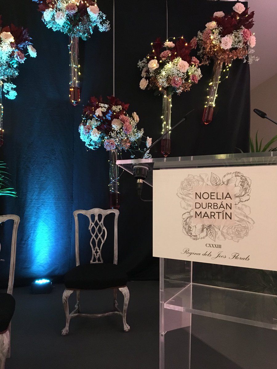 OliviaCestevez's tweet photo. Así fue como decoramos y adaptamos el Edificio de El Reloj para el acto de #Gentilea de la CXXXIII Regina dels Jocs Florals Noelia Durbán Martín. #loratpenat #olivia #eventos #imagen #comunicacion https://t.co/u8mrrDNagF