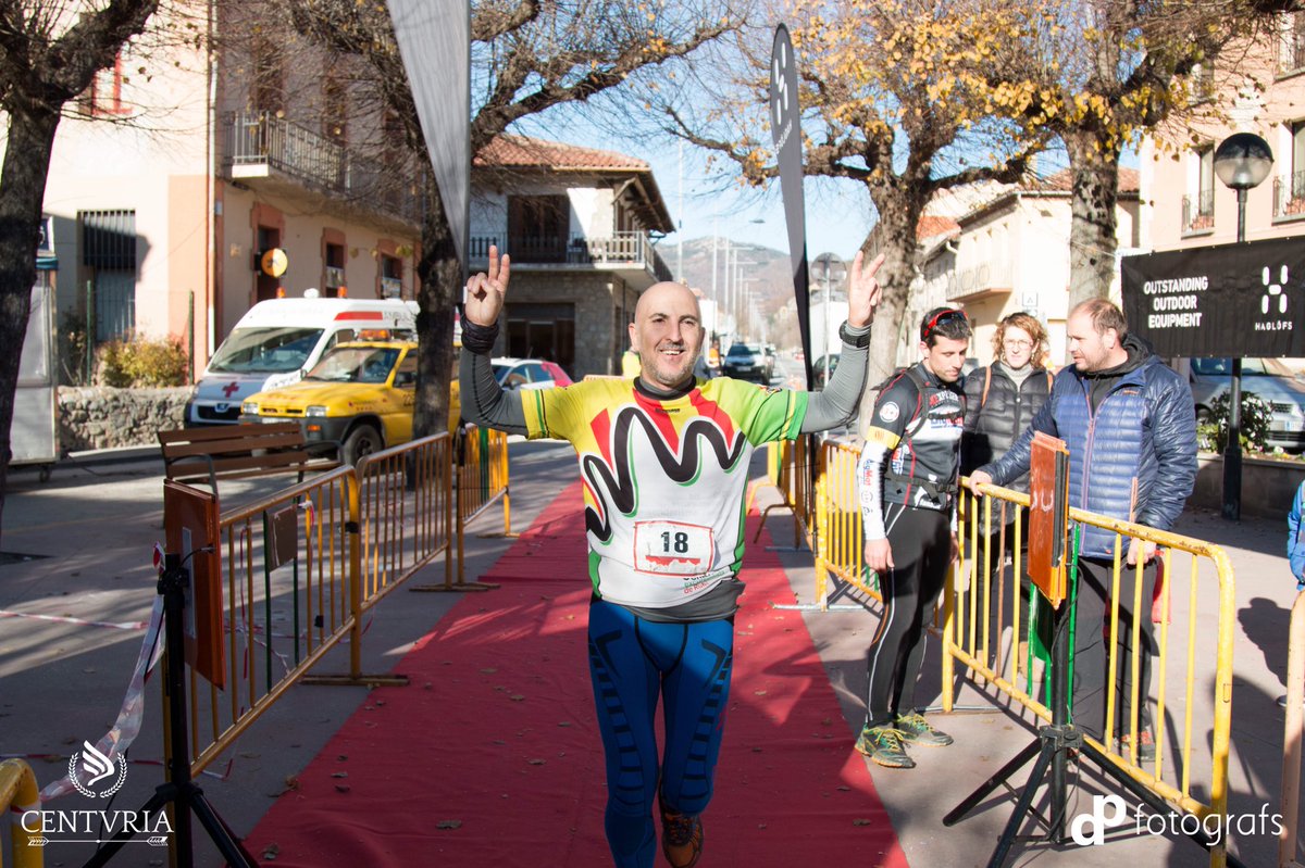 dp_fotografs's tweet photo. Ja les tenim!!! Podeu trobar les fotos de la #centuriatrail 2017 al nostre Flickr! https://t.co/2em9hCX6UO