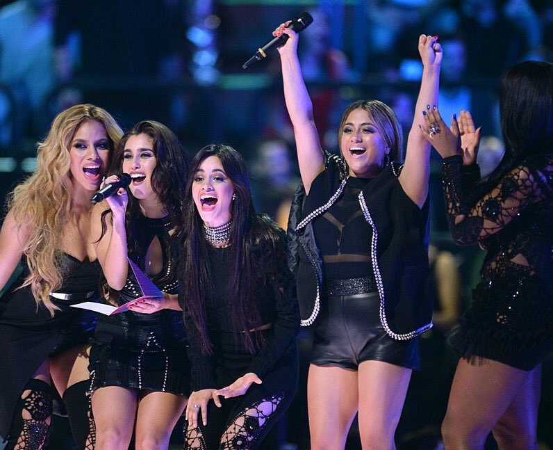 LababyCabello's tweet image. Justo en el cora😢 mis cinco chicas hermosas💚