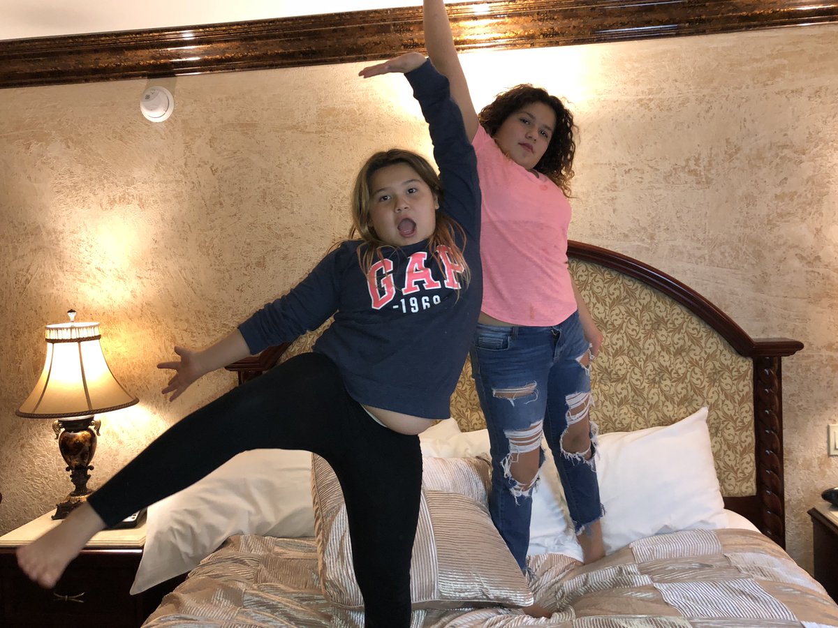 lifewbrothers's tweet photo. Don’t miss Our room tour!! @RenoPeppermill #renopeppermill #slime #slimers https://t.co/tt2HNhg8xh https://t.co/5XxQ0Y9bb3