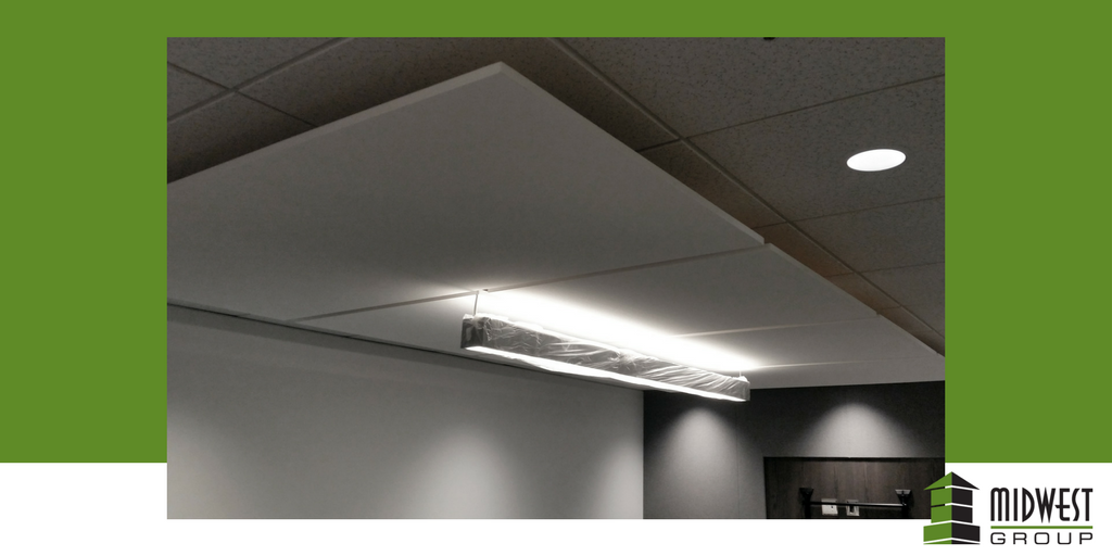 Midwest_Group's tweet image. Check out this #ceiling in #Kufpec! Install a #FloatingCeiling to control #acoustics and #lighting, and add an interesting #design piece to your #boardroom.