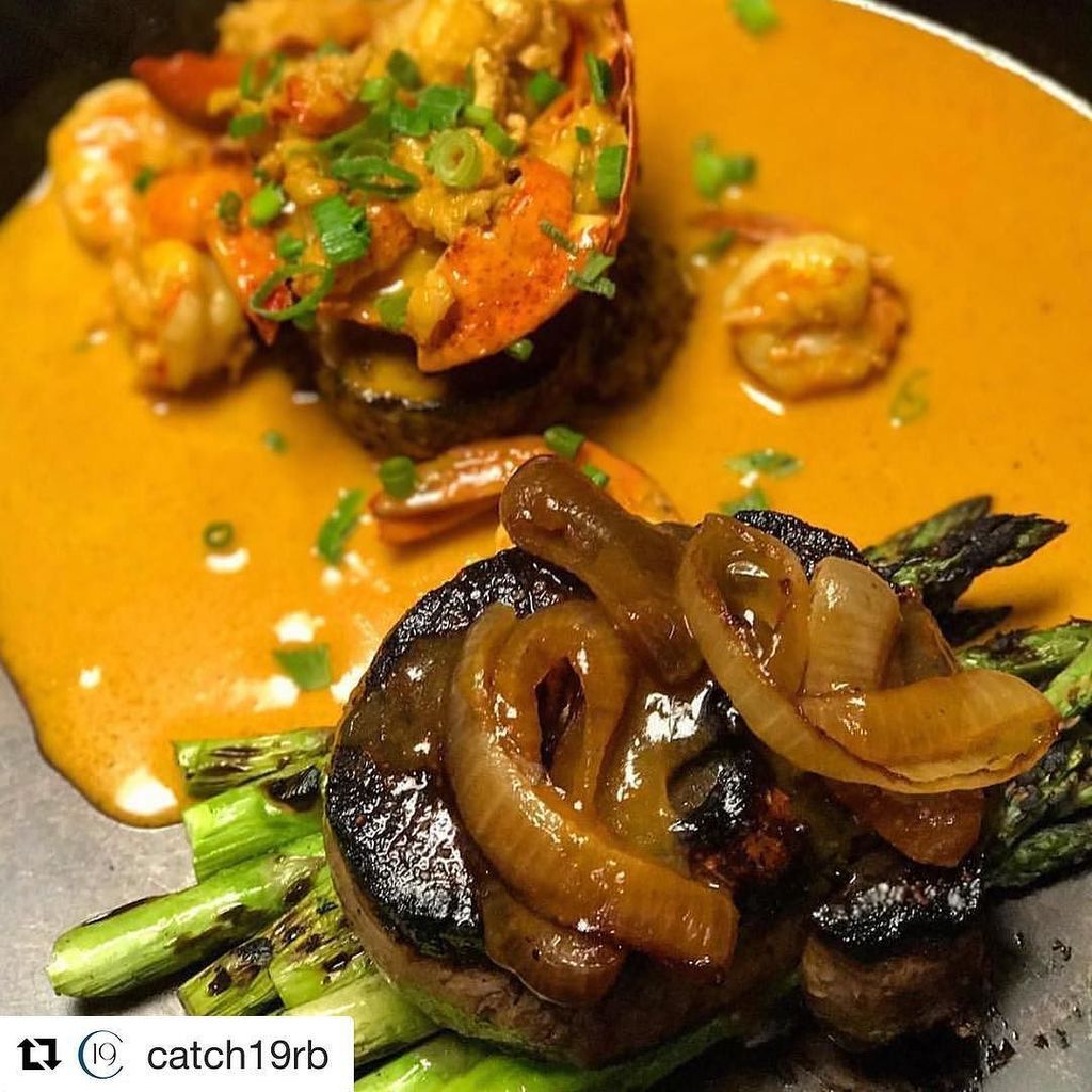 bearchicken1982's tweet photo. #Repost @catch19rb (@get_repost)
・・・
Filet Mignon paired with Angry Shrimp and Lobster 
@catch19rb  #catchABite 
#nom #foodie #FoodPorn #foodlover #FoodStagram #BuzzFeed #foodpornshare #Photography #Catch #NJ #NY #foodblogger #Feed #NomNom #NYfood #f… https://t.co/coOZGx9o2M https://t.co/po1wsQCSOw
