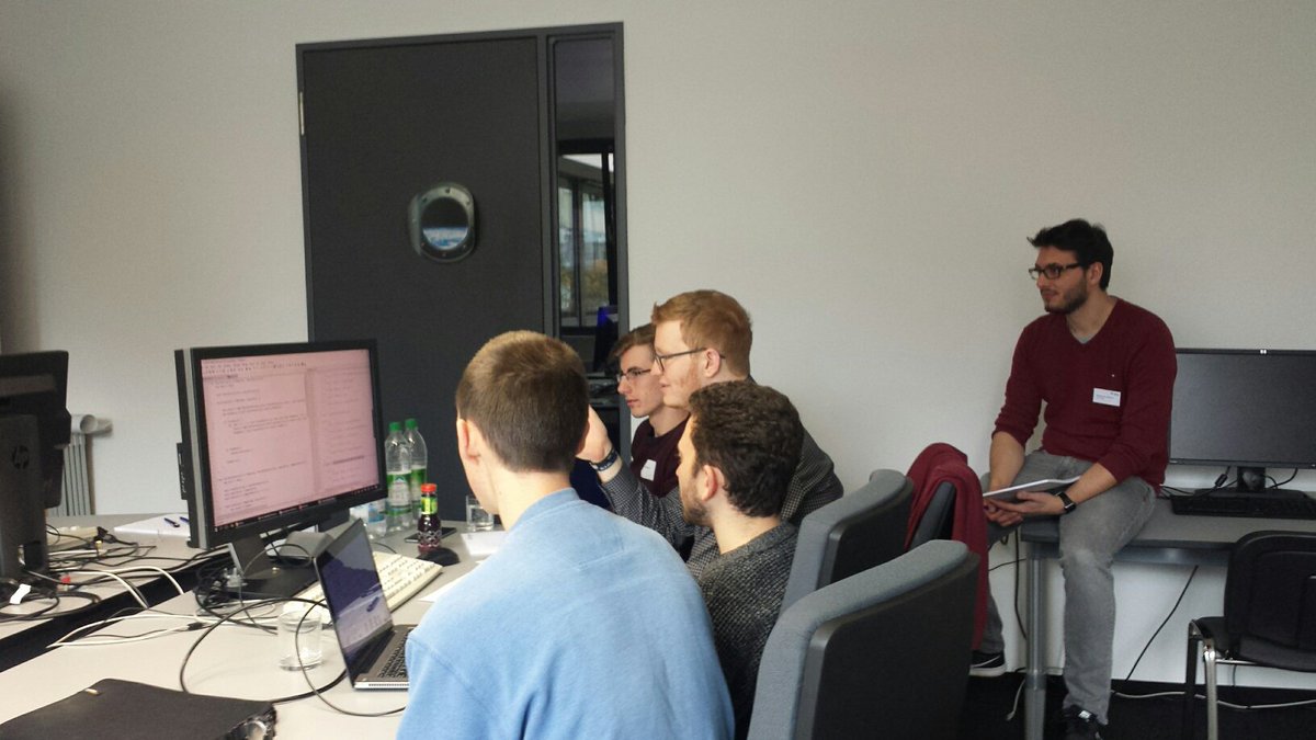 itestra's tweet photo. Am Samstag war es endlich so weit! Unser erstes Escape Game fand unter  dem Motto "Code back to earth" in München statt. Die TeilnehmerInnen  codeten und hackten sich durch verschiedene Stationen zurück auf die  Erde. Vielen Dank für einen außergewöhnlichen Tag :) https://t.co/cpDgwZM1Tf