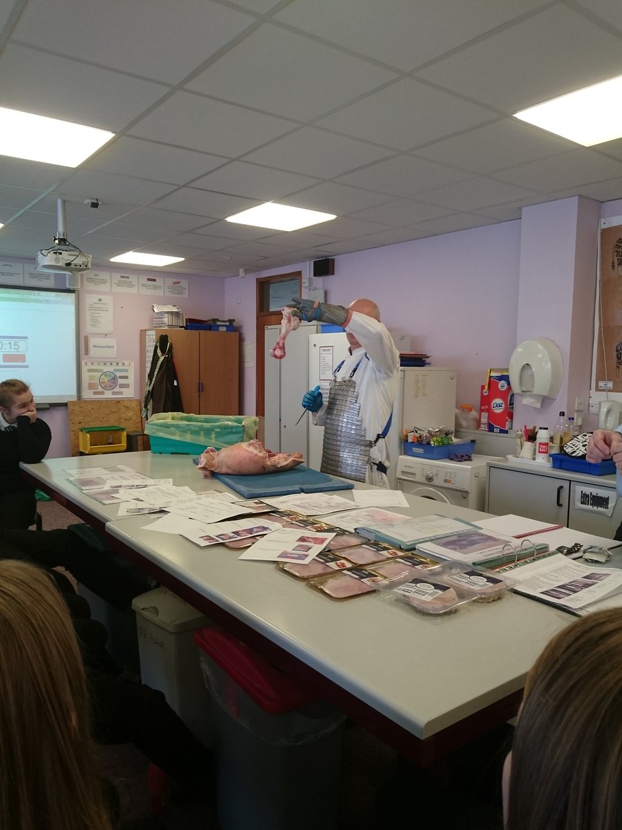 MissDavisHE's tweet photo. Great to welcome @BrownsFoodGroup into @sanquharacademy for a butchery demonstration on Friday https://t.co/QnwJMIFeDg
