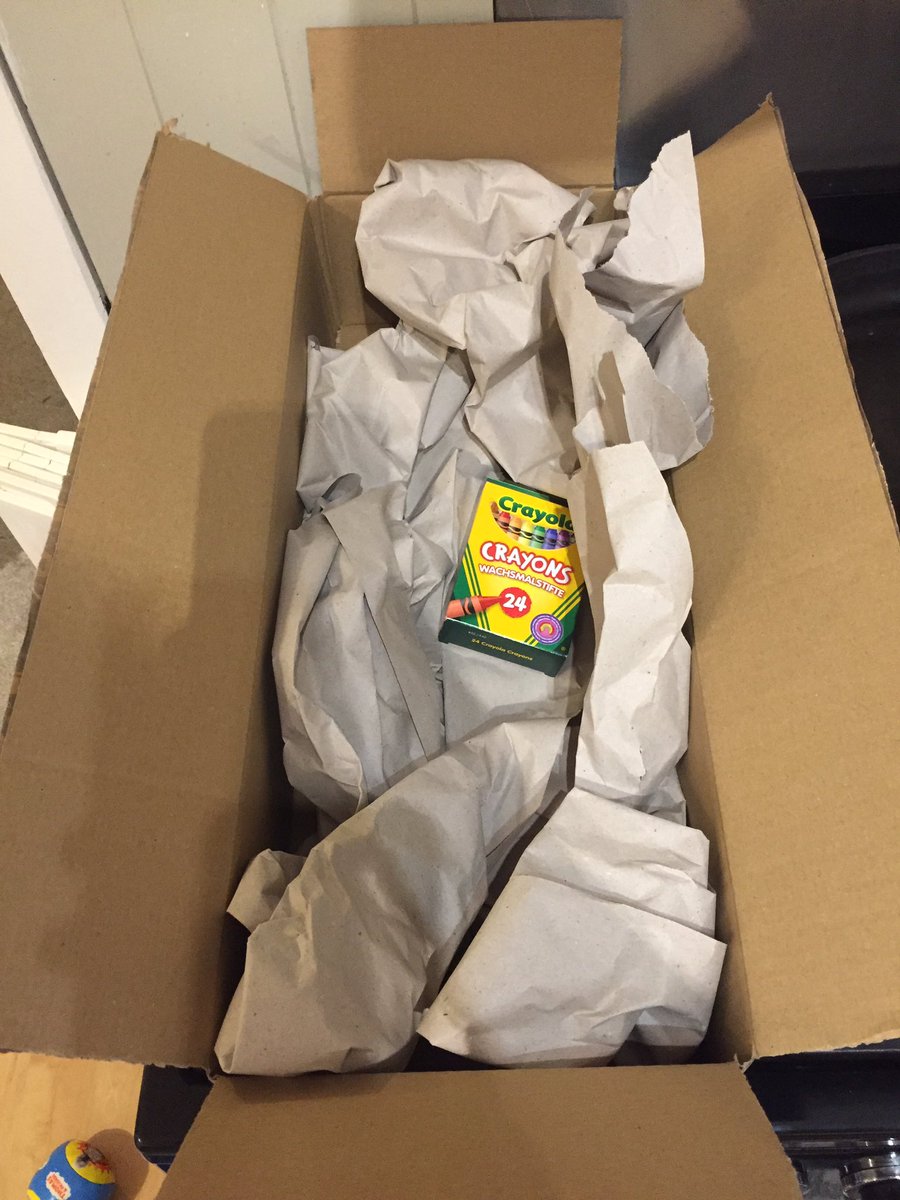 jenzjenen's tweet photo. Dear @AmazonUK I would love to know how you justify this much packaging for a small packet of crayons? #amazonpackagingfail #packagingfail #csr https://t.co/aBSHKDqisd