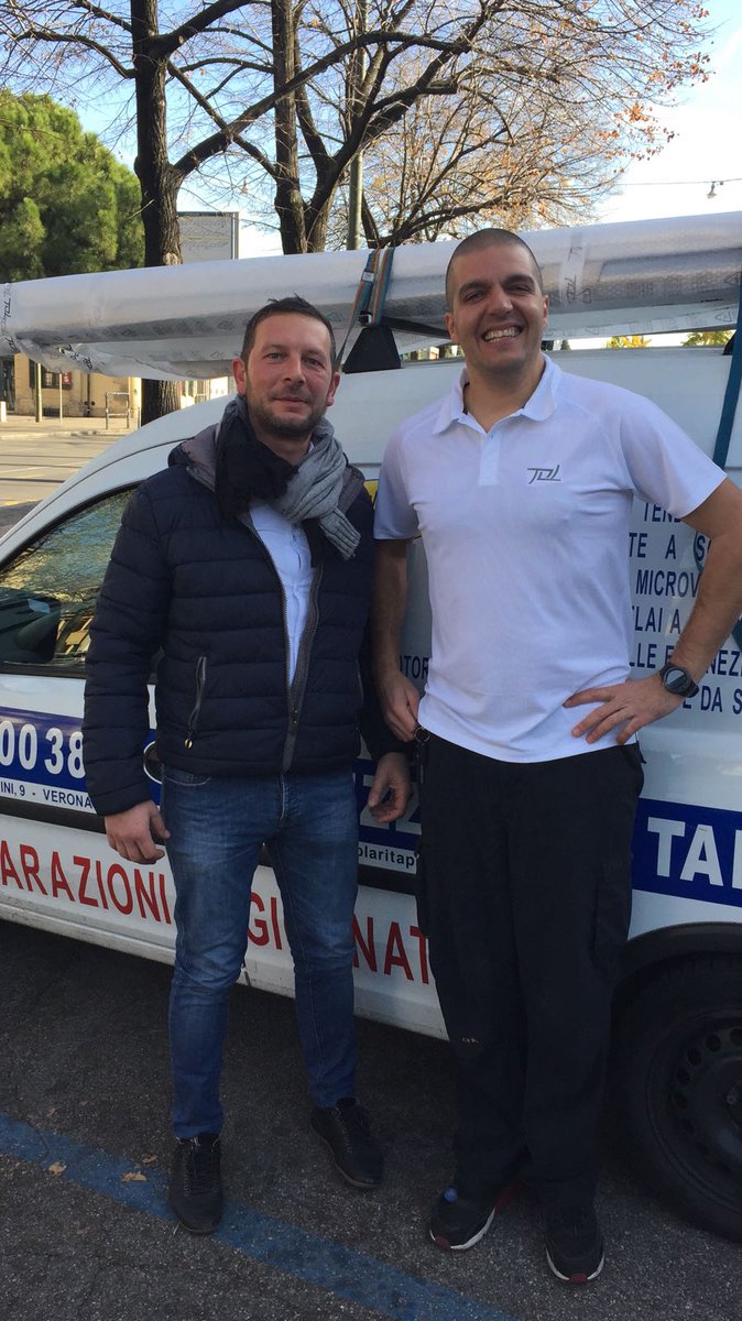 tendeonline's tweet photo. Brizzolari Tapparelle punto di riferimento a Verona città con la Polo a marchio Tol. #latuasceltadidesign #latuapolo #poloTol #Tol #tendeonline #brizzolaritapparelle #Verona #Italia https://t.co/tjY0nn9PuA